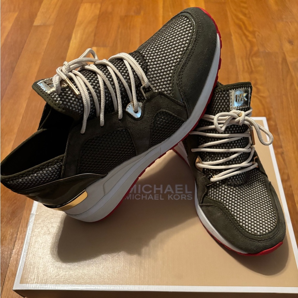 Michael Kors Women’s Olive Green Scout Trainer Mesh